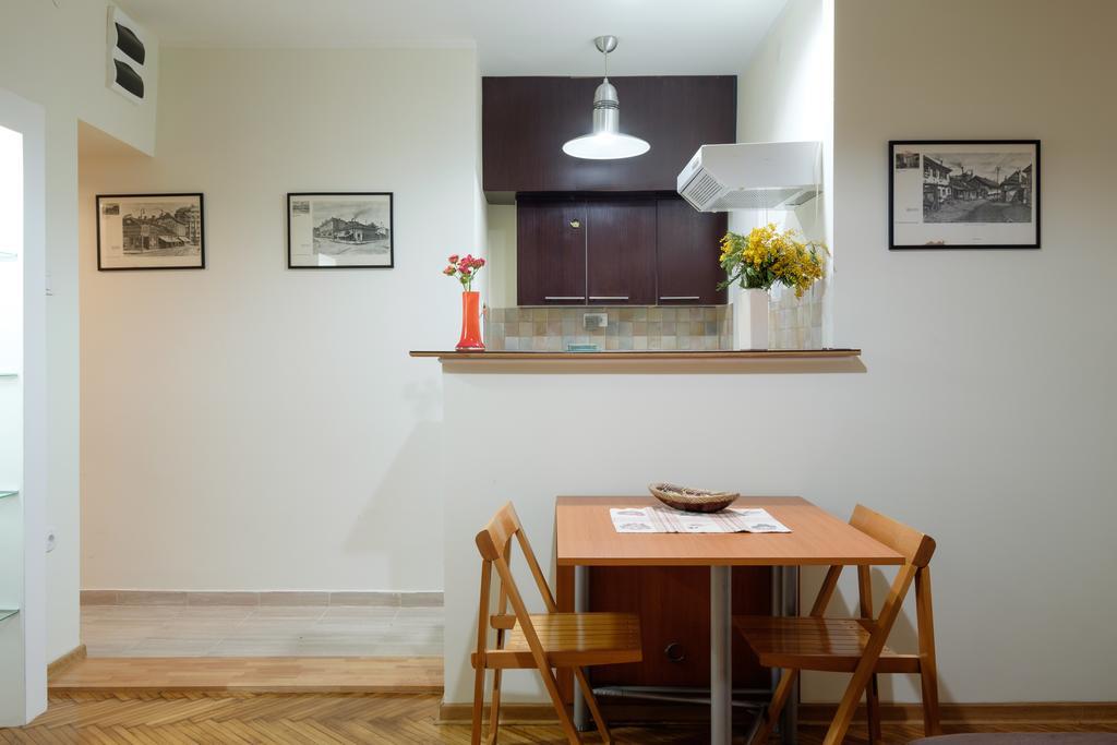 M&M Downtown Apartment เบลเกรด ห้อง รูปภาพ